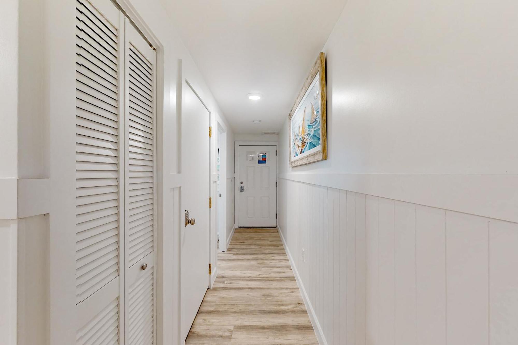 Apartment Mariner West #601: Mariner's Haven