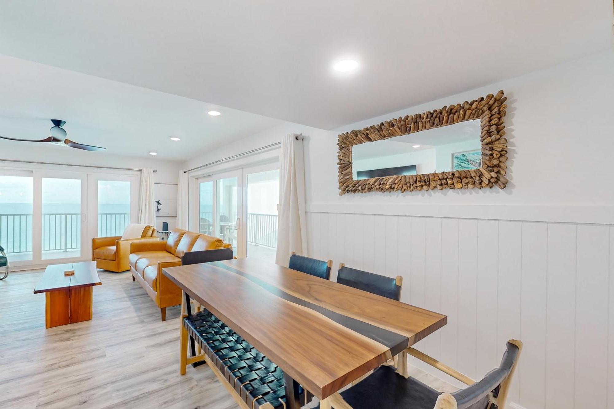 Apartment Mariner West #601: Mariner's Haven